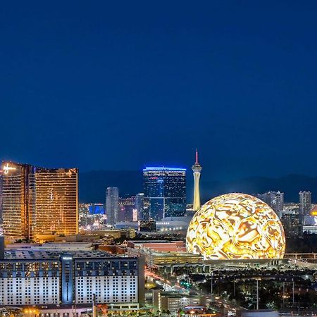 Mgm Signature-27-805 F1 Track & Strip View Balcony Las Vegas Exterior foto