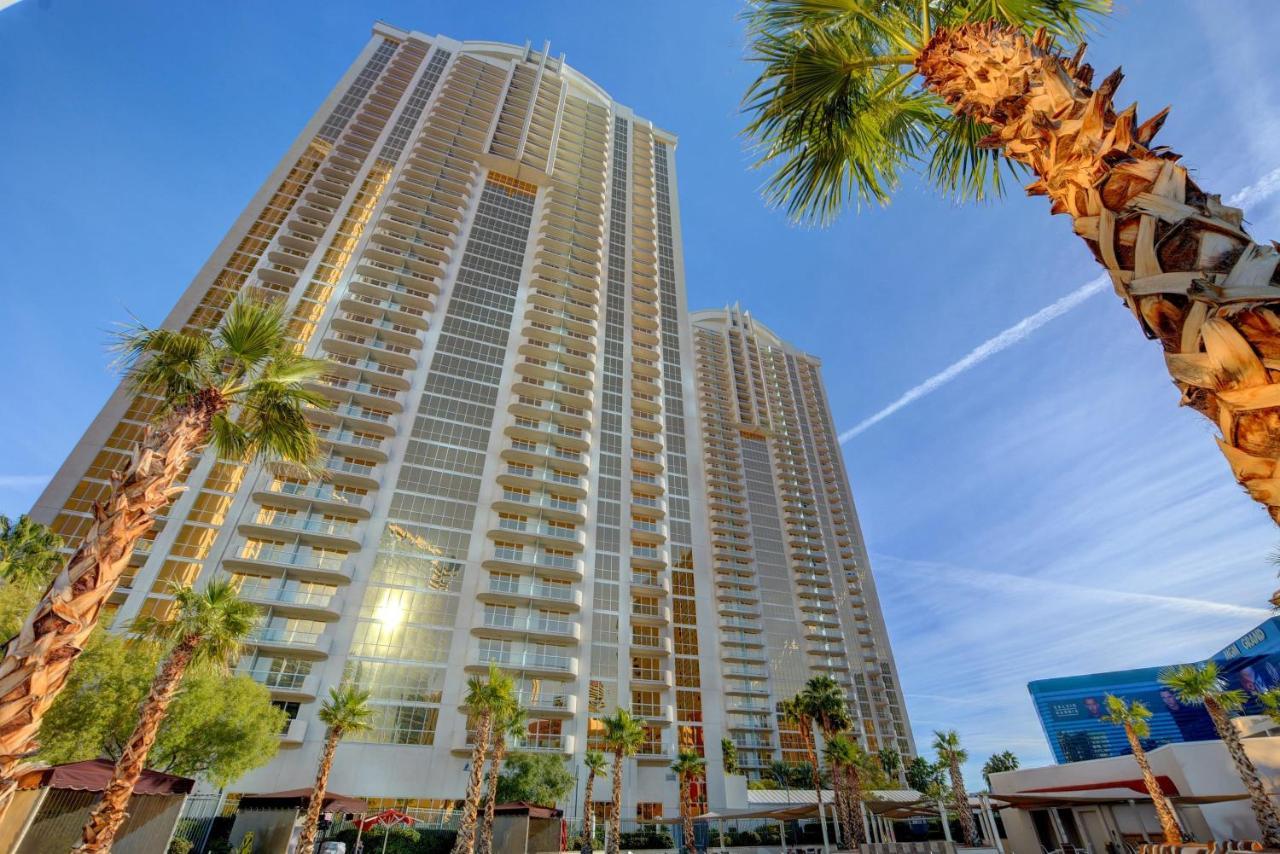 Mgm Signature-27-805 F1 Track & Strip View Balcony Las Vegas Exterior foto