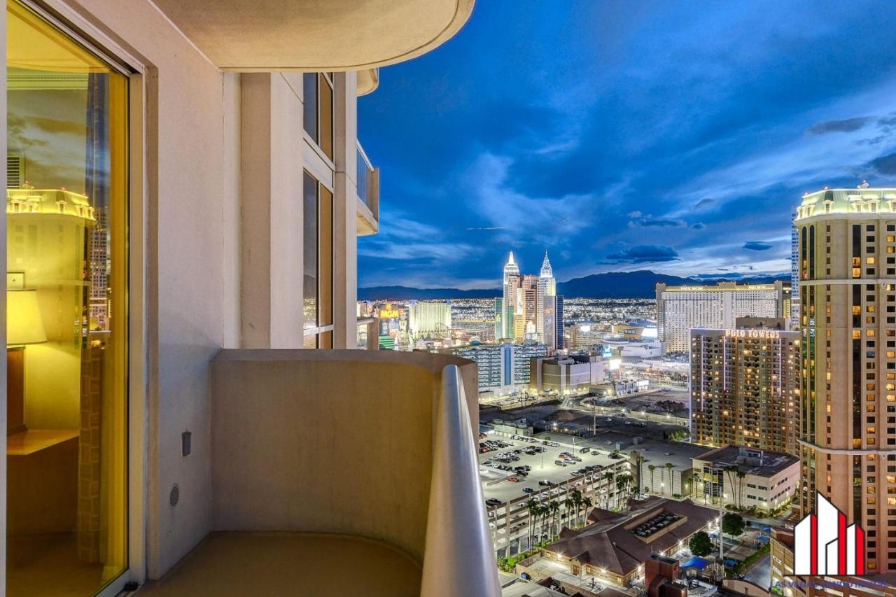 Mgm Signature-27-805 F1 Track & Strip View Balcony Las Vegas Exterior foto